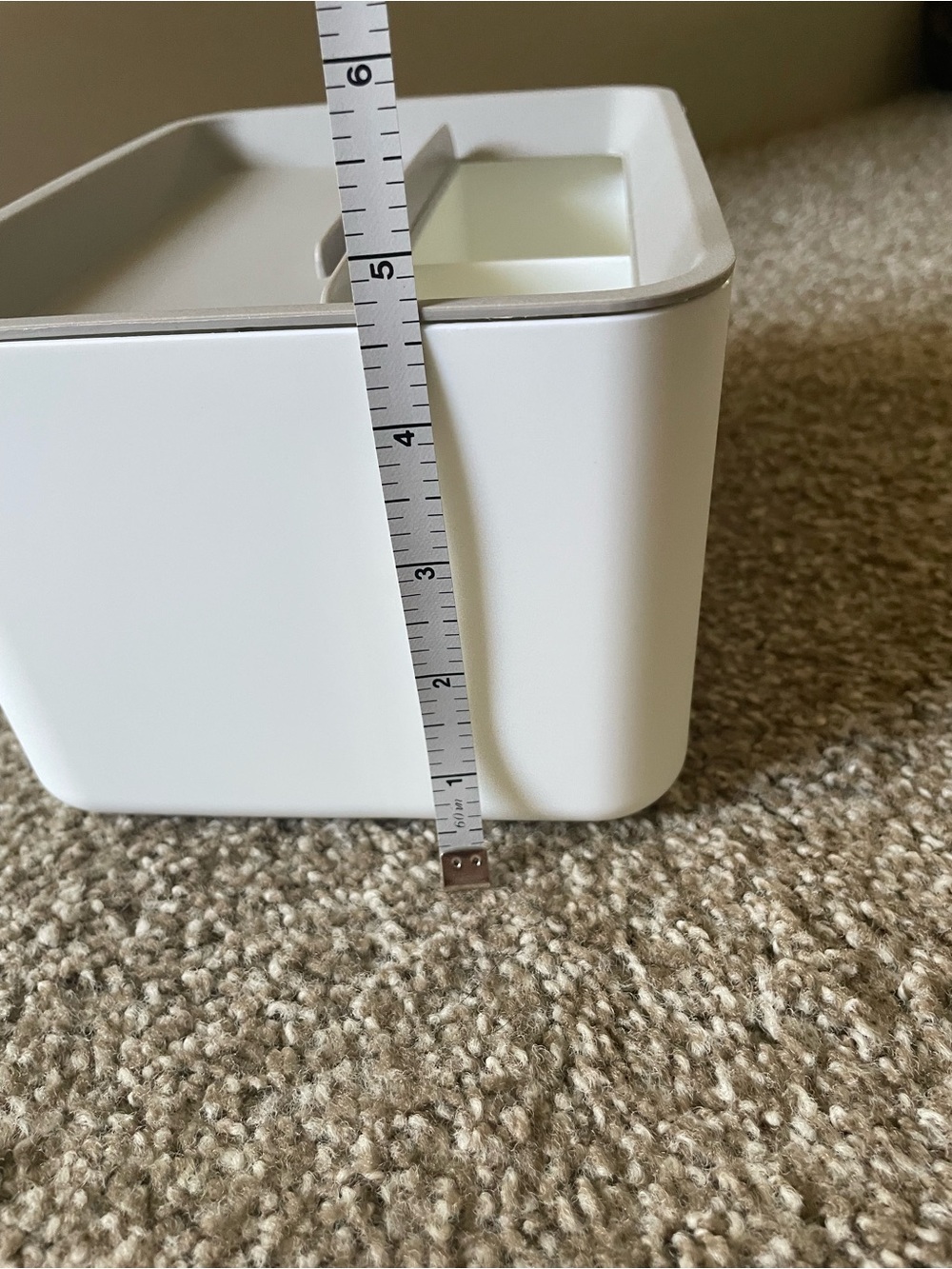 Minimal White Plastic Tissue Box Holder Organizer - Picture 7 of 7